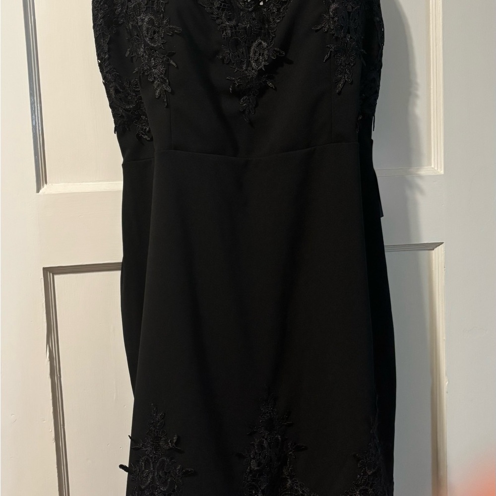 Haute Monde Black Sweetheart Sheath Cocktail Dress